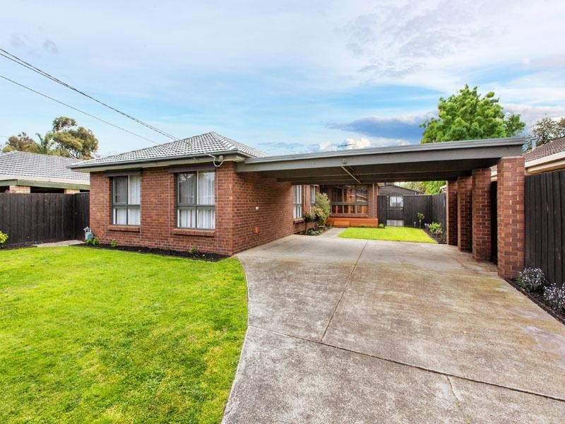 24 Toorak Drive, Dingley Village VIC 3172