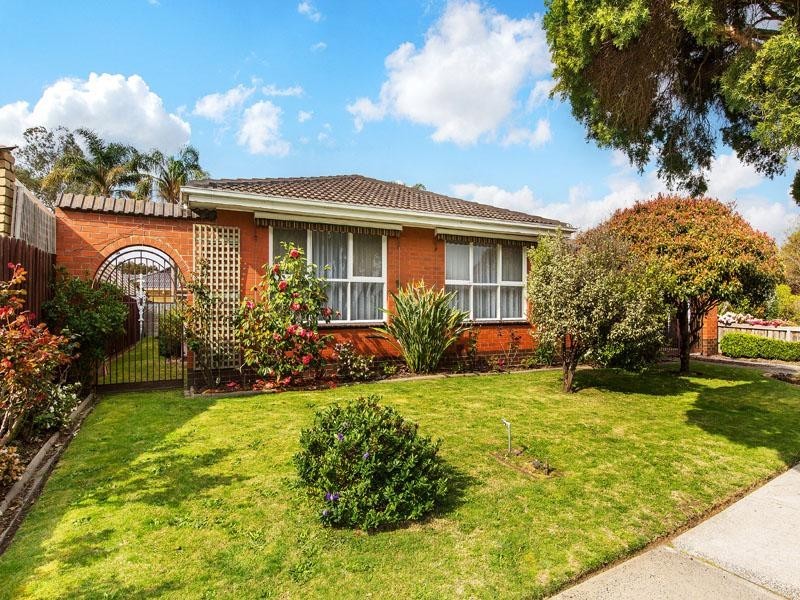 13 Jannali Drive, Dingley Village VIC 3172