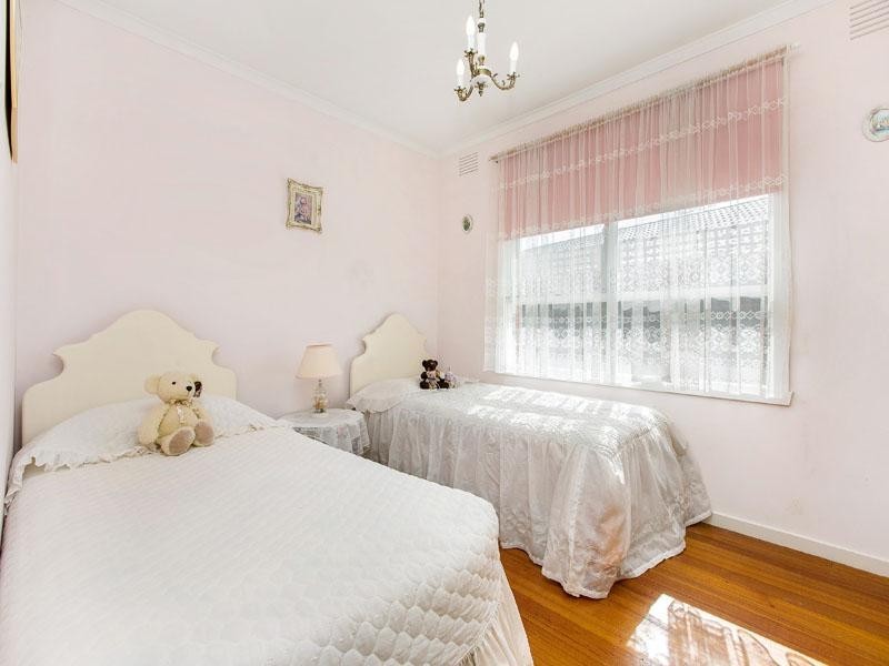 13 Jannali Drive, Dingley Village VIC 3172