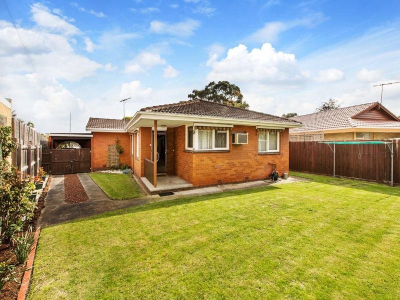 13 Jannali Drive, Dingley Village VIC 3172