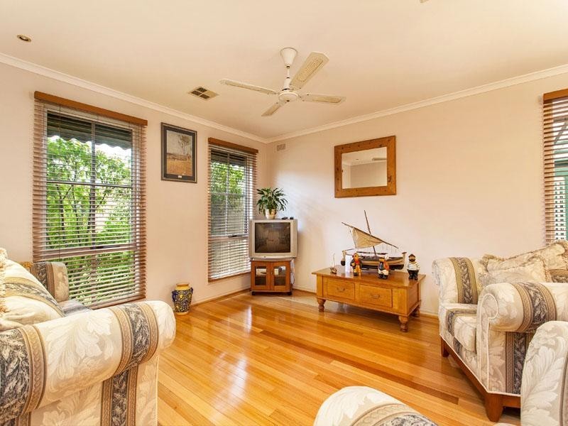 4 Oploo Court, Dingley Village VIC 3172