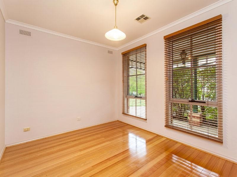 4 Oploo Court, Dingley Village VIC 3172