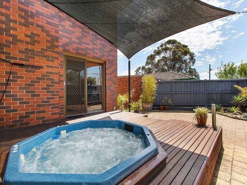 124 Howard Road, Dingley Village VIC 3172