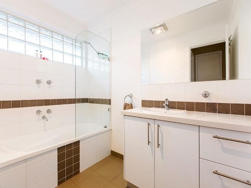 124 Howard Road, Dingley Village VIC 3172