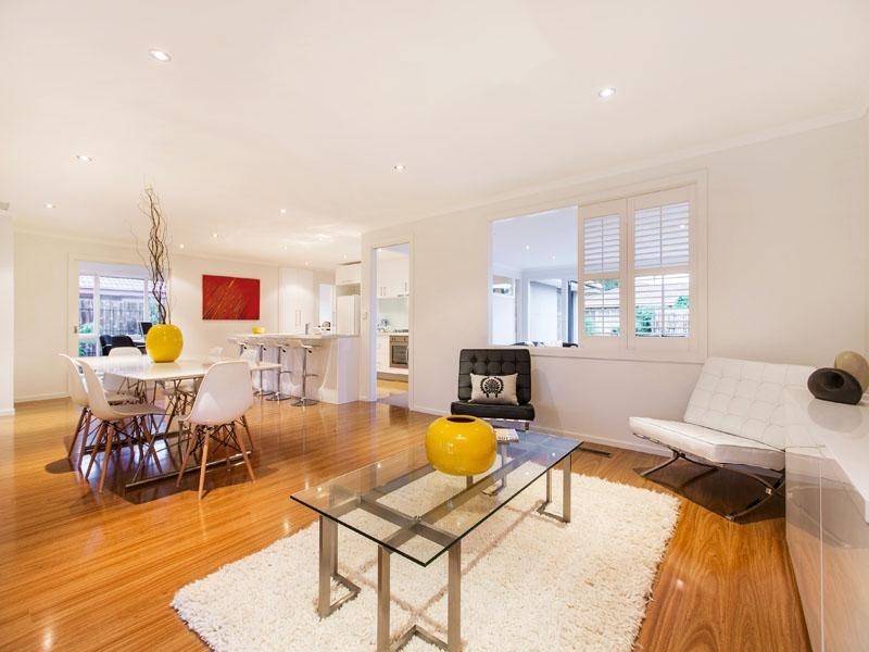 4 Golfwood Close, Dingley Village VIC 3172