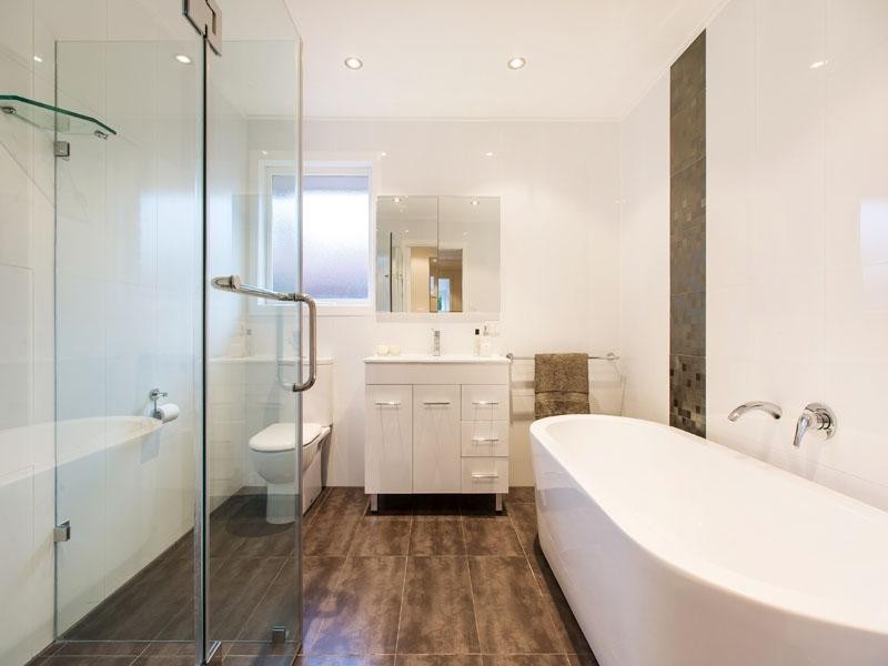 4 Golfwood Close, Dingley Village VIC 3172