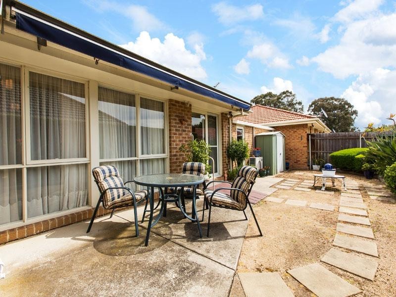 2 Holmwood Break, Dingley Village VIC 3172