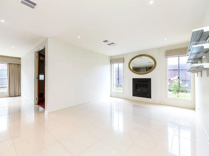 6 Kathrin Avenue, Dingley Village VIC 3172