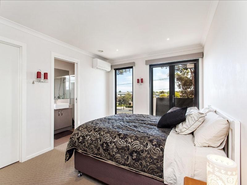 2/1017 Nepean Highway, Moorabbin VIC 3189