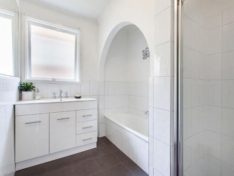 13 Glenway Drive, Dingley Village VIC 3172