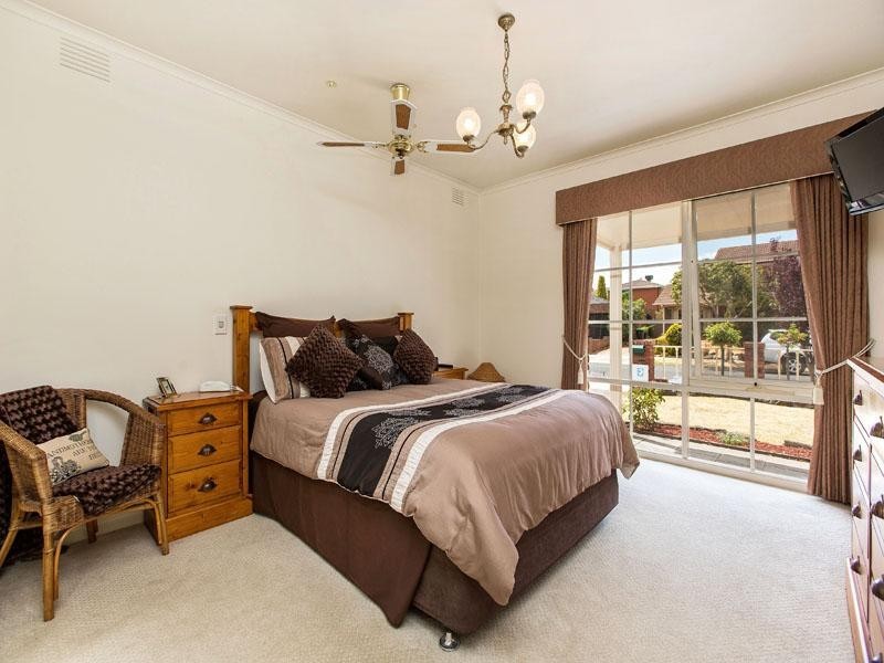 4 Kimber Court, Dingley Village VIC 3172