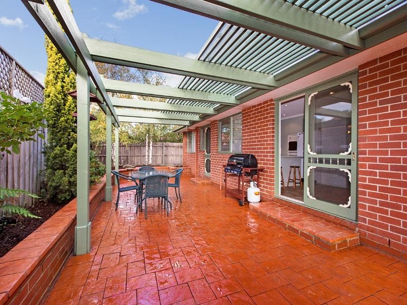 8 Rips Court, Dingley Village VIC 3172