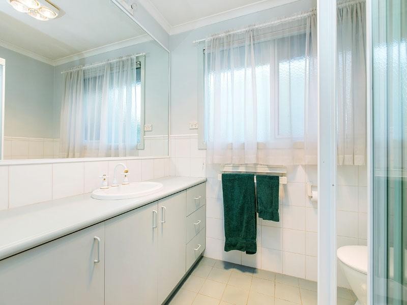 8 Rips Court, Dingley Village VIC 3172