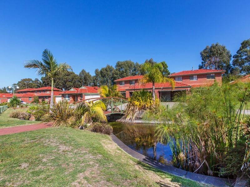 8 Rips Court, Dingley Village VIC 3172