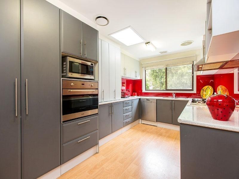 7 Chadree Court, Dingley Village VIC 3172