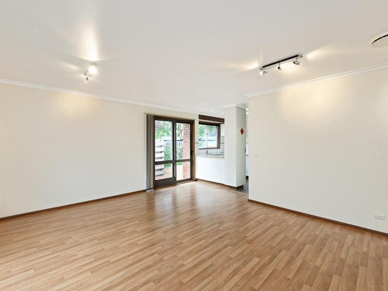 2/57 Centre Dandenong Road, Dingley Village VIC 3172