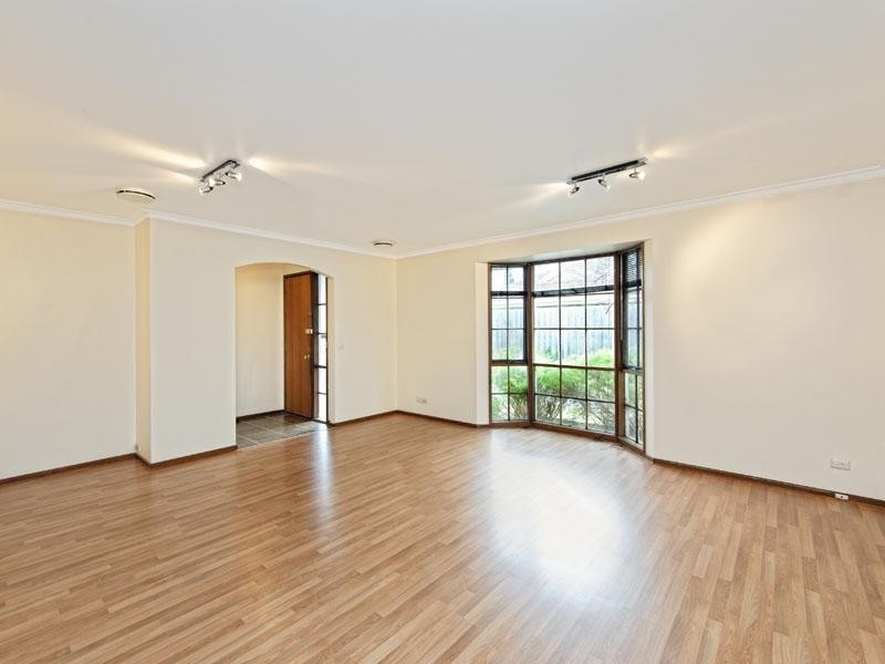 2/57 Centre Dandenong Road, Dingley Village VIC 3172