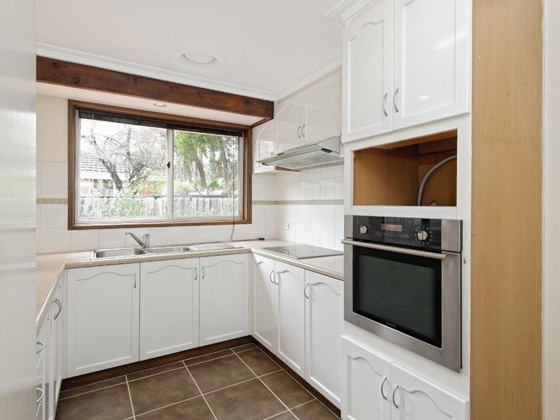 2/57 Centre Dandenong Road, Dingley Village VIC 3172