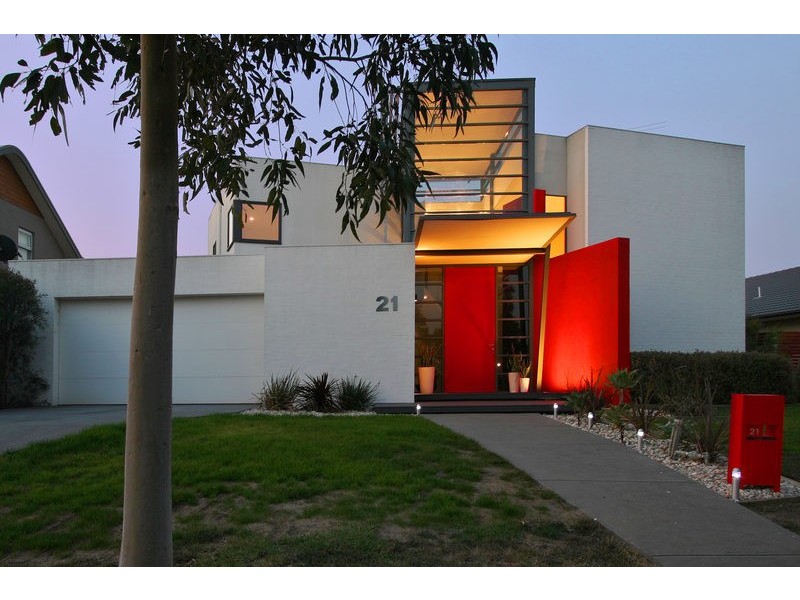 21 The Waterways Boulevard, Waterways VIC 3195