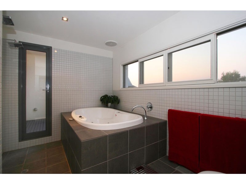 21 The Waterways Boulevard, Waterways VIC 3195