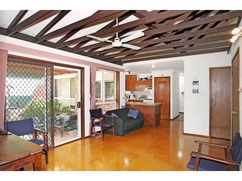 34 Belford Avenue, Bateau Bay NSW 2261