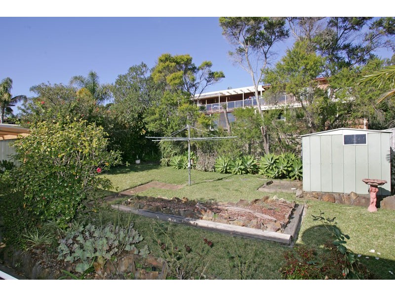 30 Curzon Avenue, Bateau Bay NSW 2261