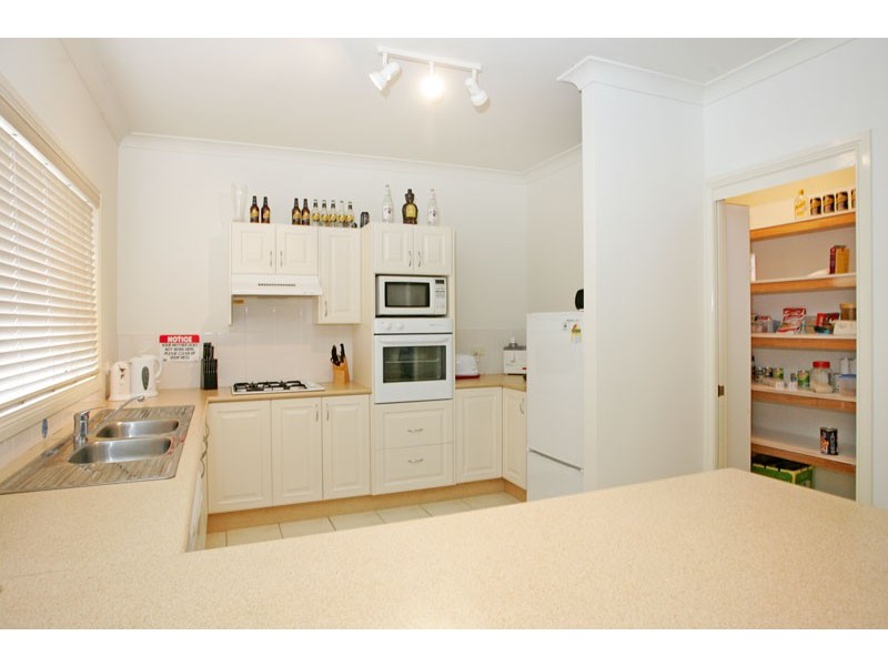 24 Marlowe Road, Bateau Bay NSW 2261