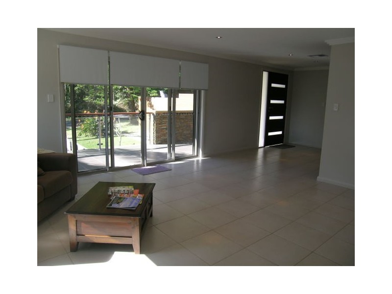 56 Hilltop Street, Bateau Bay NSW 2261