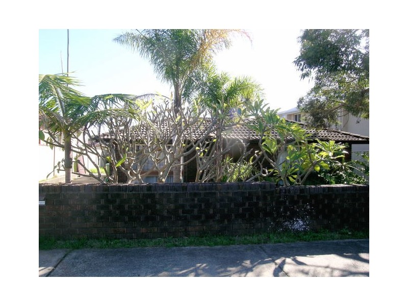 187 Bateau Bay Road, Bateau Bay NSW 2261