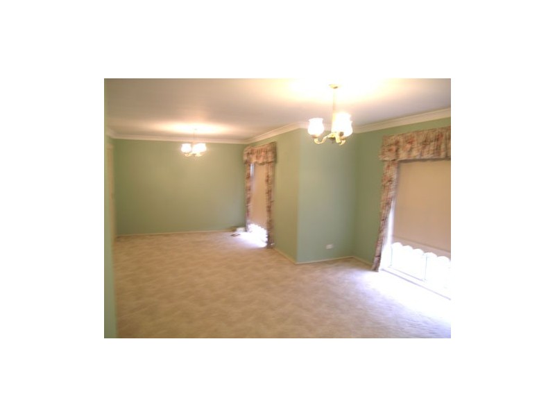 3 Lamb Close, Bateau Bay NSW 2261