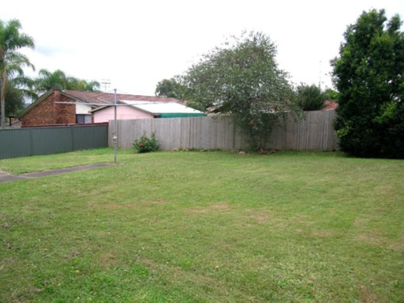 3 Lamb Close, Bateau Bay NSW 2261