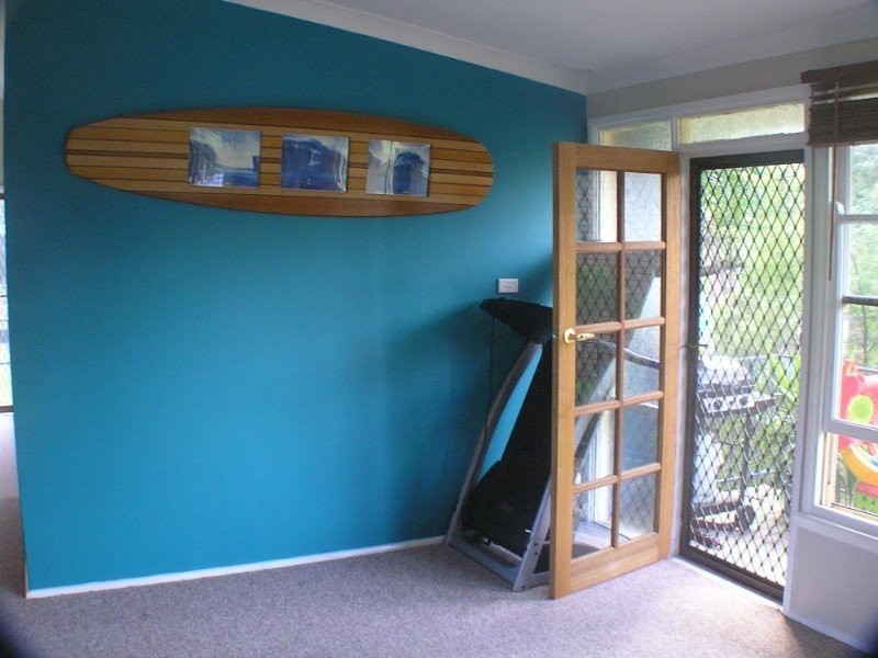 47 Albatross Road, Berkeley Vale NSW 2261