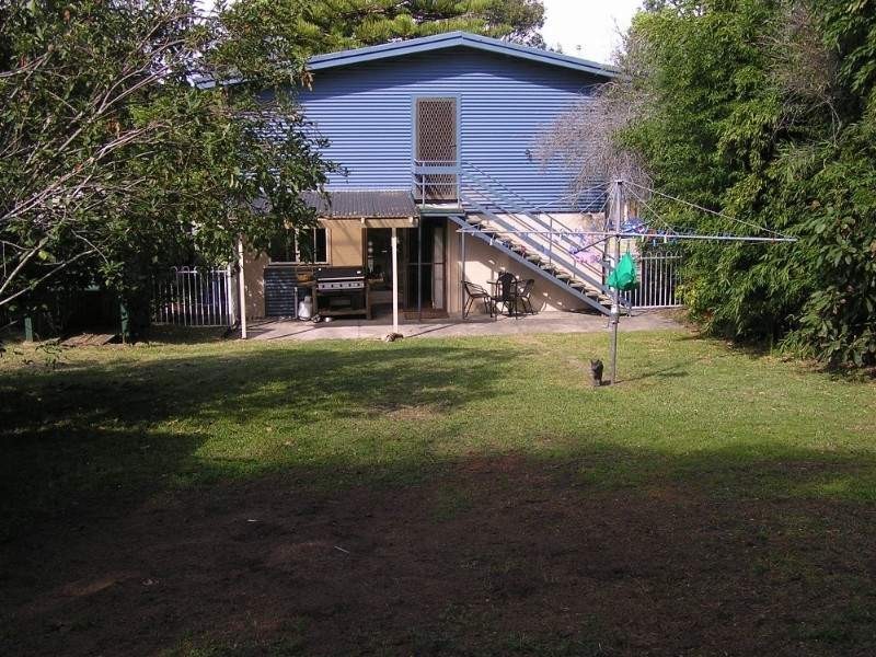 47 Albatross Road, Berkeley Vale NSW 2261