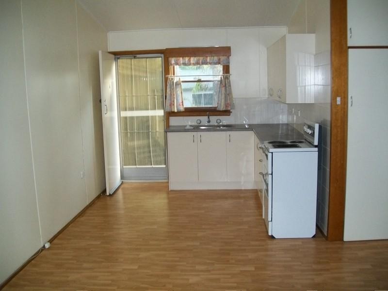 4/107 Lakin Street, Bateau Bay NSW 2261