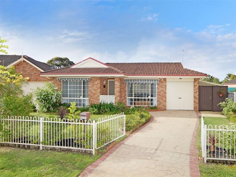25 Castlereagh Crescent, Bateau Bay NSW 2261