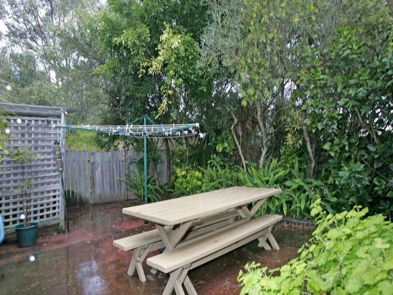 1/11 Augustus Place, Bateau Bay NSW 2261