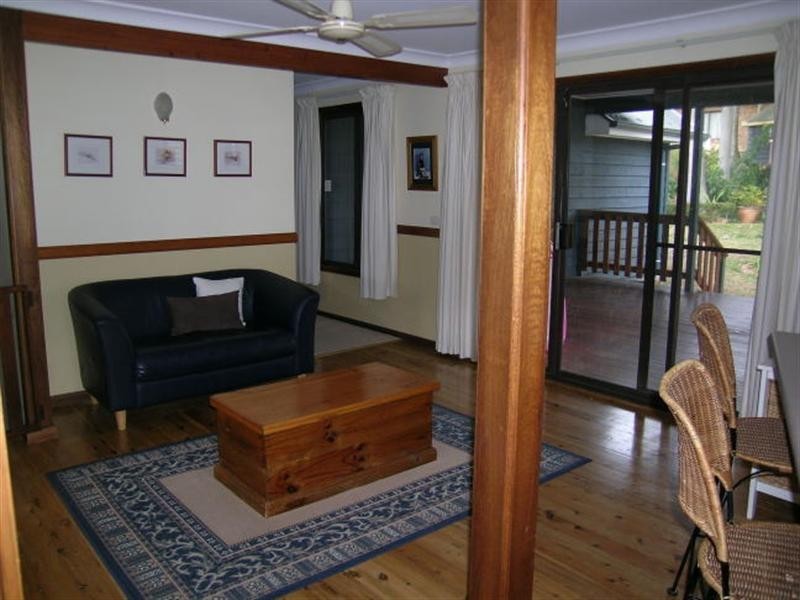 34 Jeannie Crescent, Berkeley Vale NSW 2261