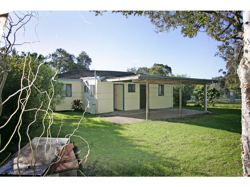 682 The Entrance Road, Bateau Bay NSW 2261