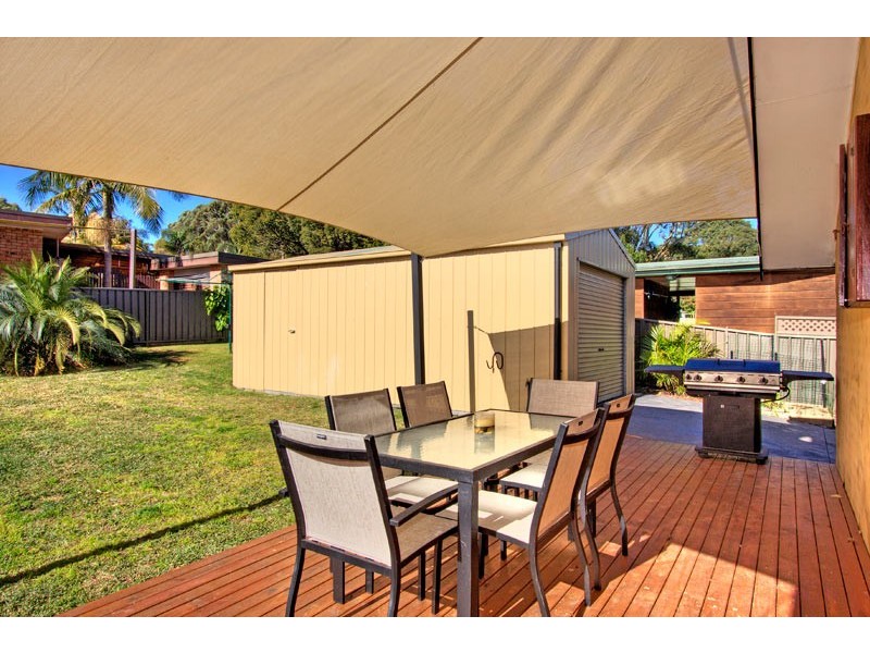 9 Macauley Road, Bateau Bay NSW 2261