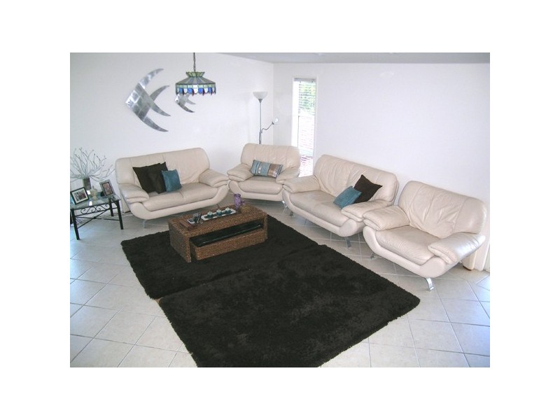 14 Mossman, Bateau Bay NSW 2261