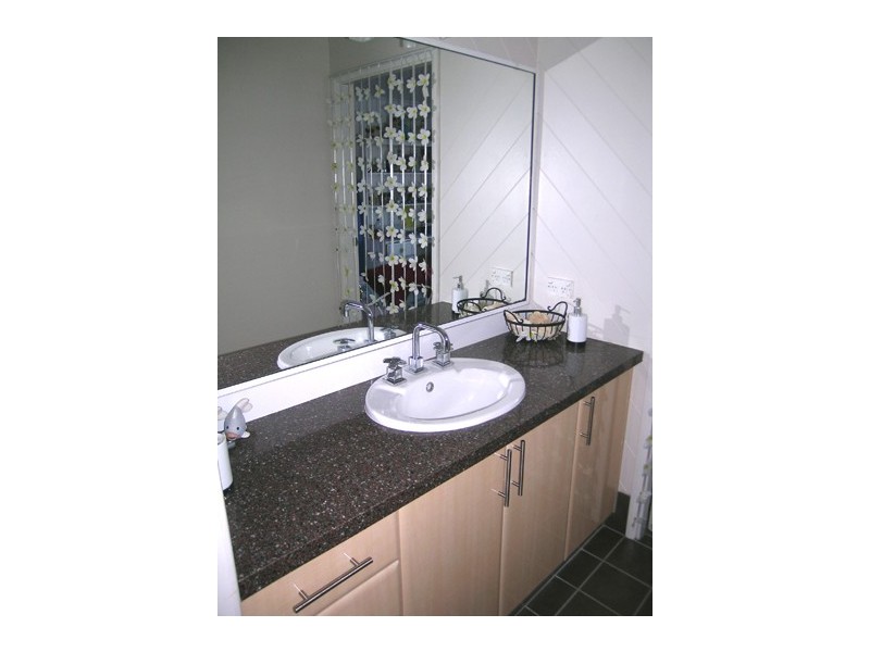 14 Mossman, Bateau Bay NSW 2261