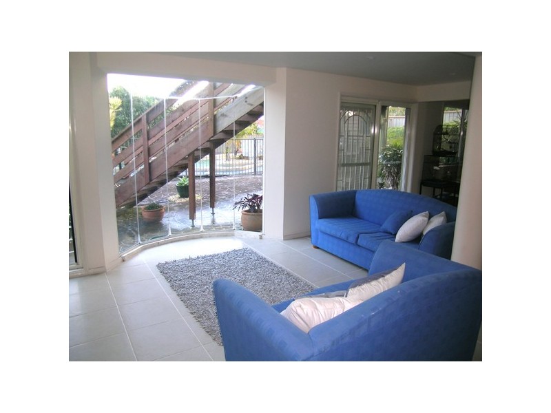 14 Mossman, Bateau Bay NSW 2261