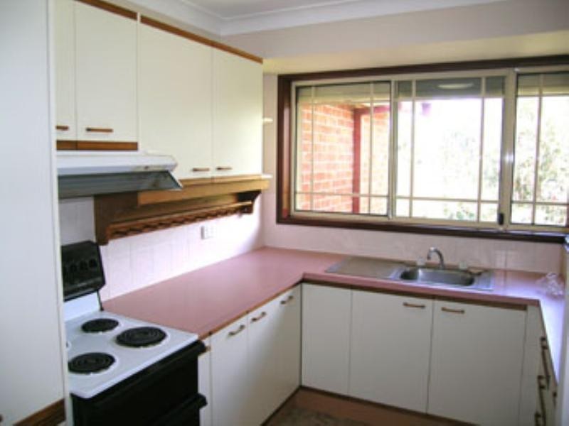 1/2 Dunning Avenue, Bateau Bay NSW 2261