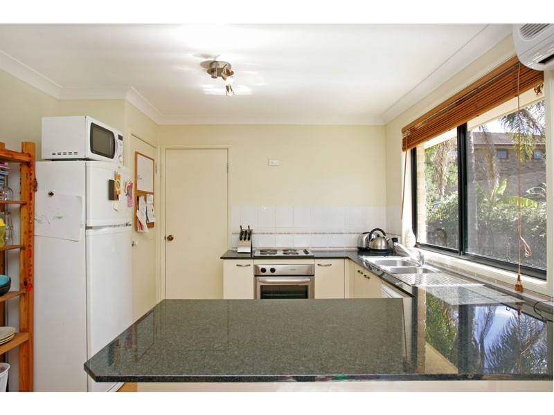 13A Cynthia Street, Bateau Bay NSW 2261