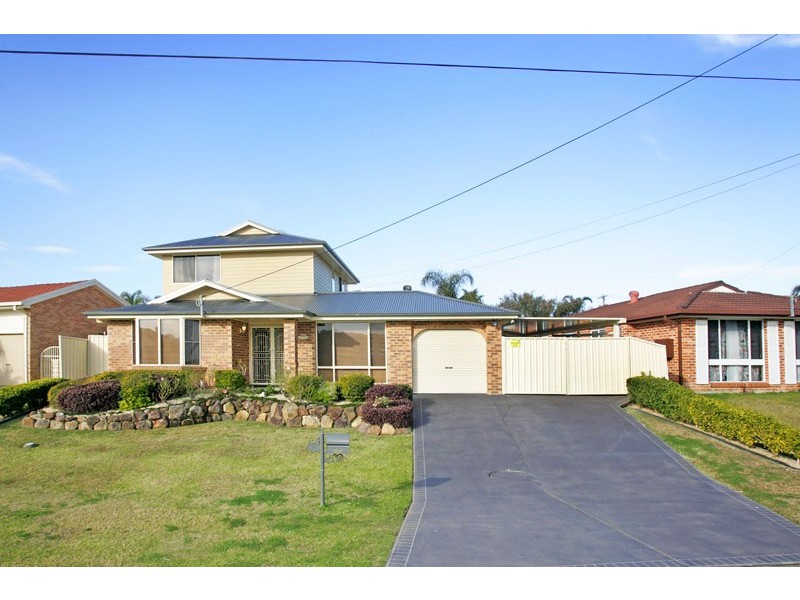 10 Scarborough Place, Bateau Bay NSW 2261