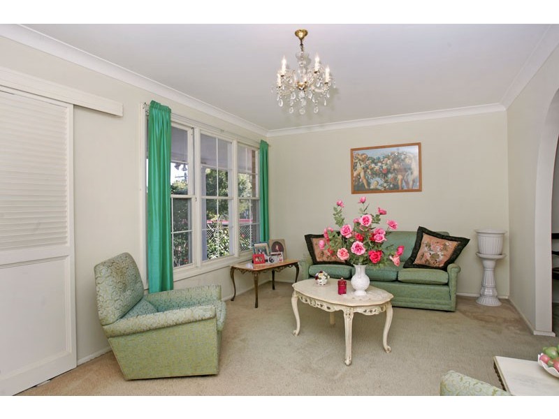 56 Keats Avenue, Bateau Bay NSW 2261