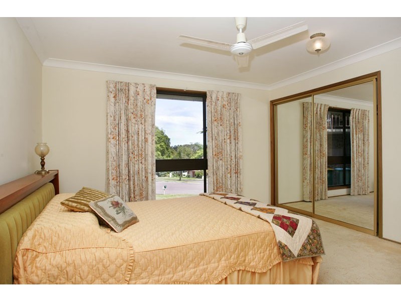 6 Parklands Close, Bateau Bay NSW 2261