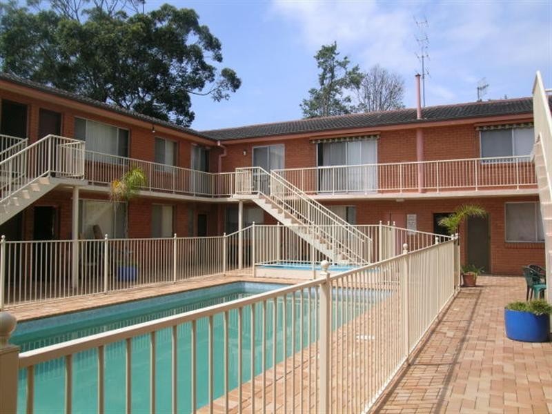3/10-12 Bias Avenue, Bateau Bay NSW 2261