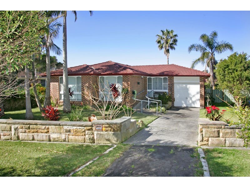 27 Sierra Avenue, Bateau Bay NSW 2261