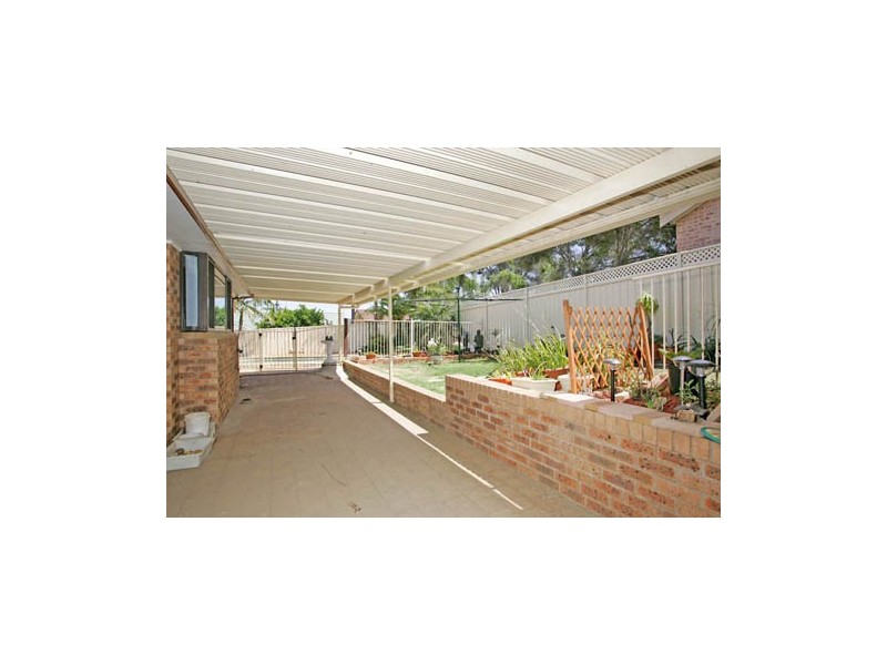 149 Cresthaven Avenue, Bateau Bay NSW 2261